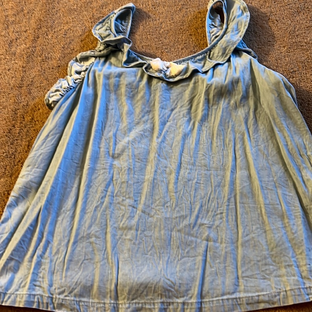 Ruffle tank top